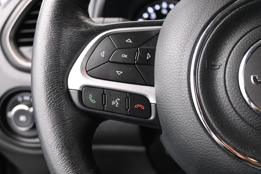 Used 2023 Jeep Renegade Limited w/ Limited Elite Group AWD/4WD image 34