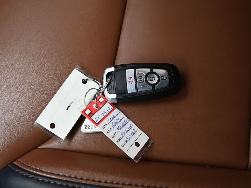 Used 2022 Ford Maverick Lariat w/ Lariat Luxury Package image 27