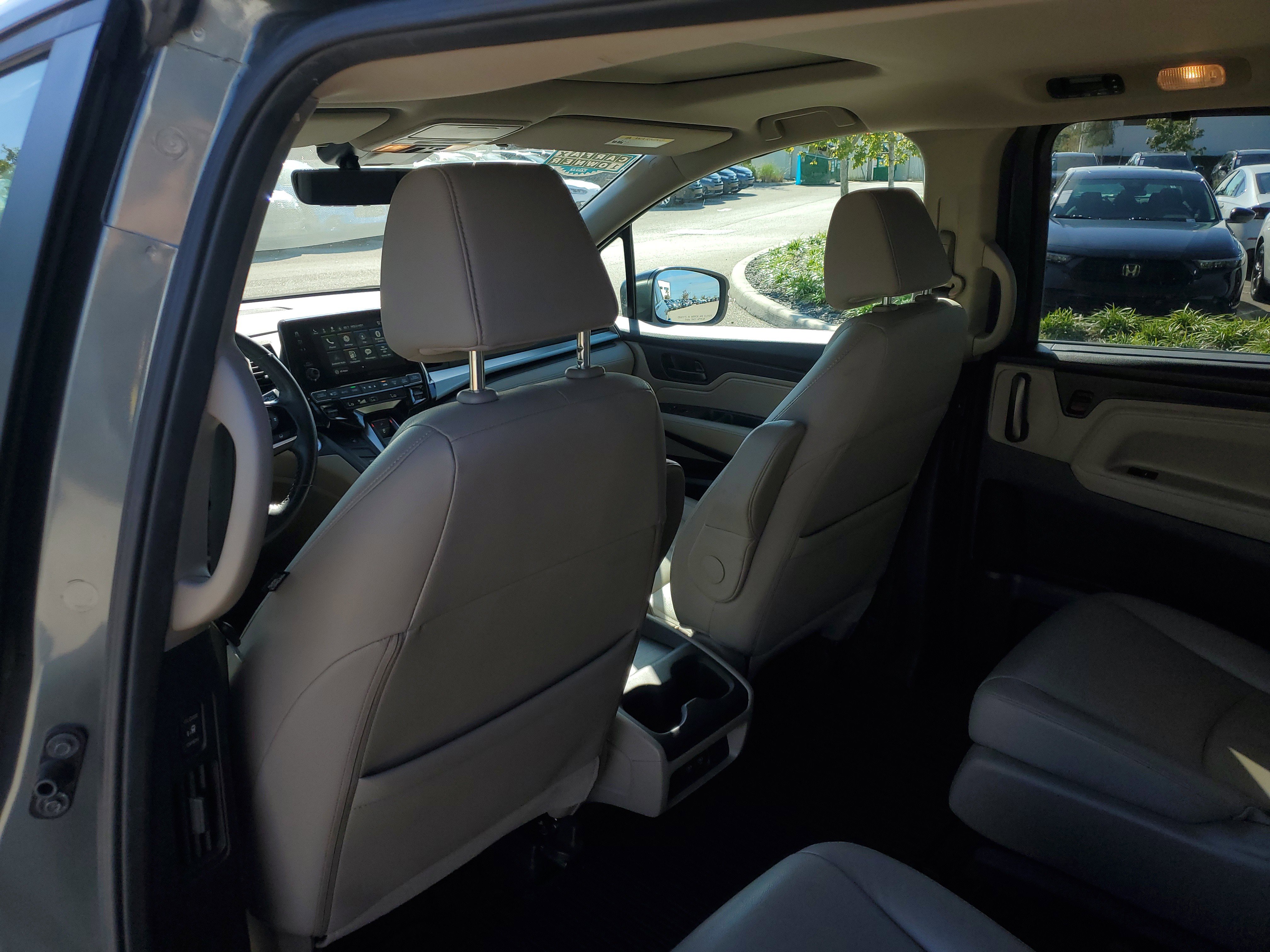 Used 2018 Honda Odyssey EX-L image 19