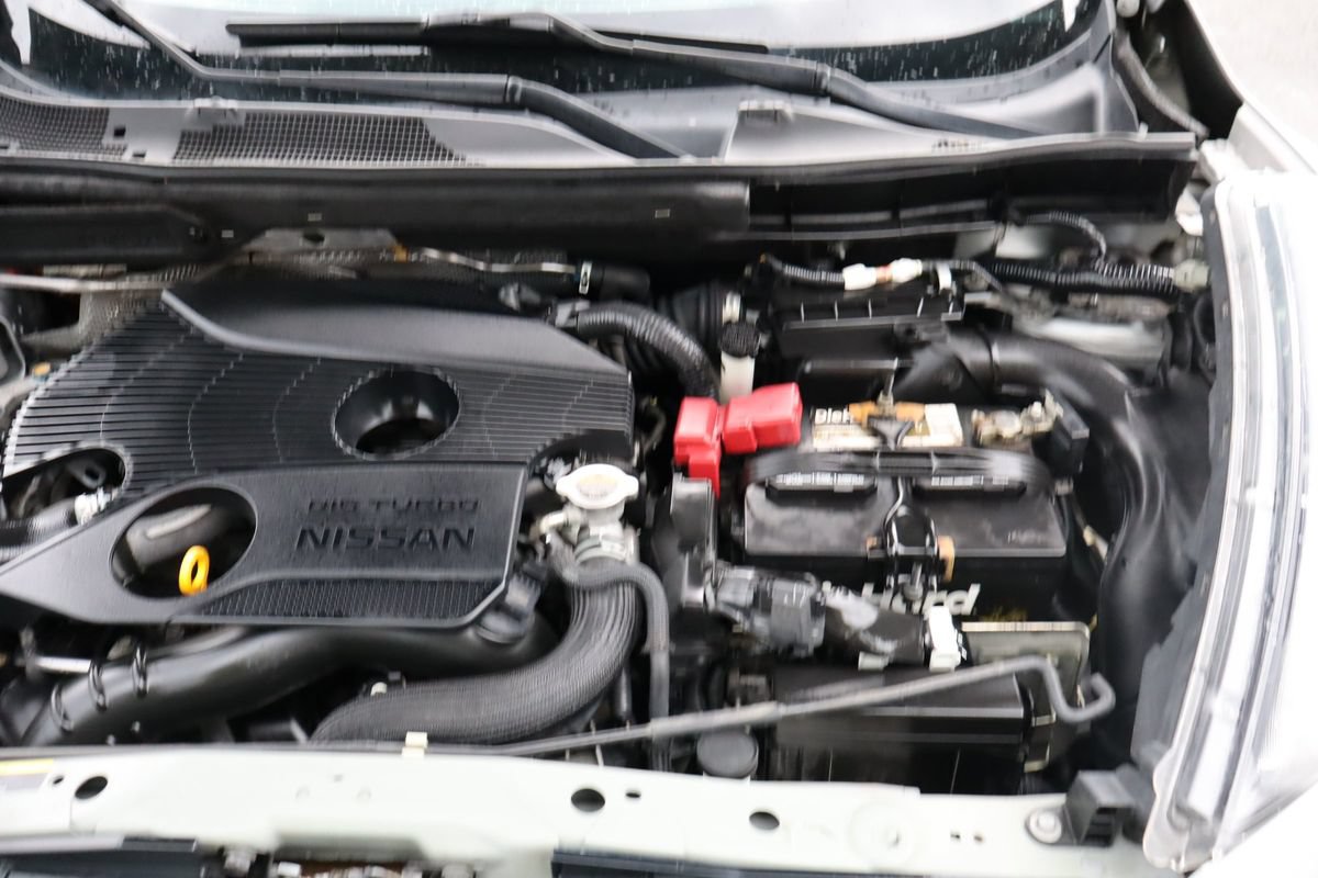Used 2016 Nissan Juke S AWD/4WD image 40