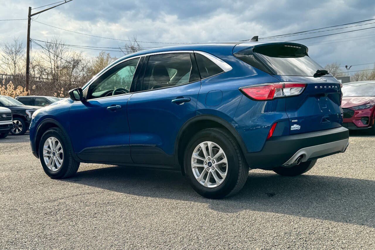 Used 2022 Ford Escape SE w/ Convenience Package AWD/4WD image 5