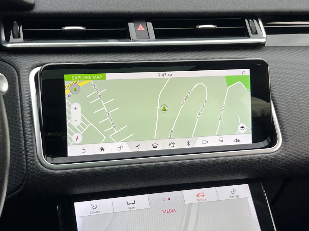 Used 2018 Land Rover Range Rover Velar S image 22