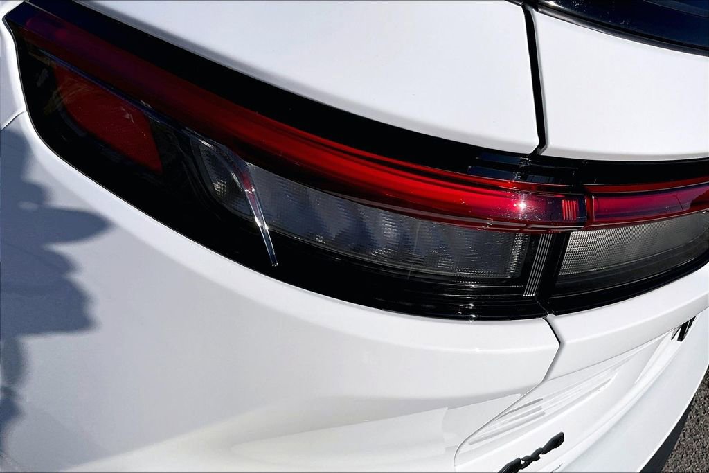 Used 2025 Jeep Grand Cherokee L Altitude image 31