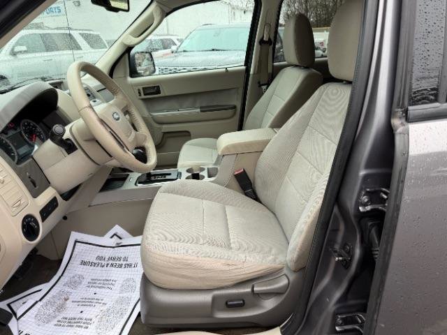Used 2010 Ford Escape XLT FWD image 16
