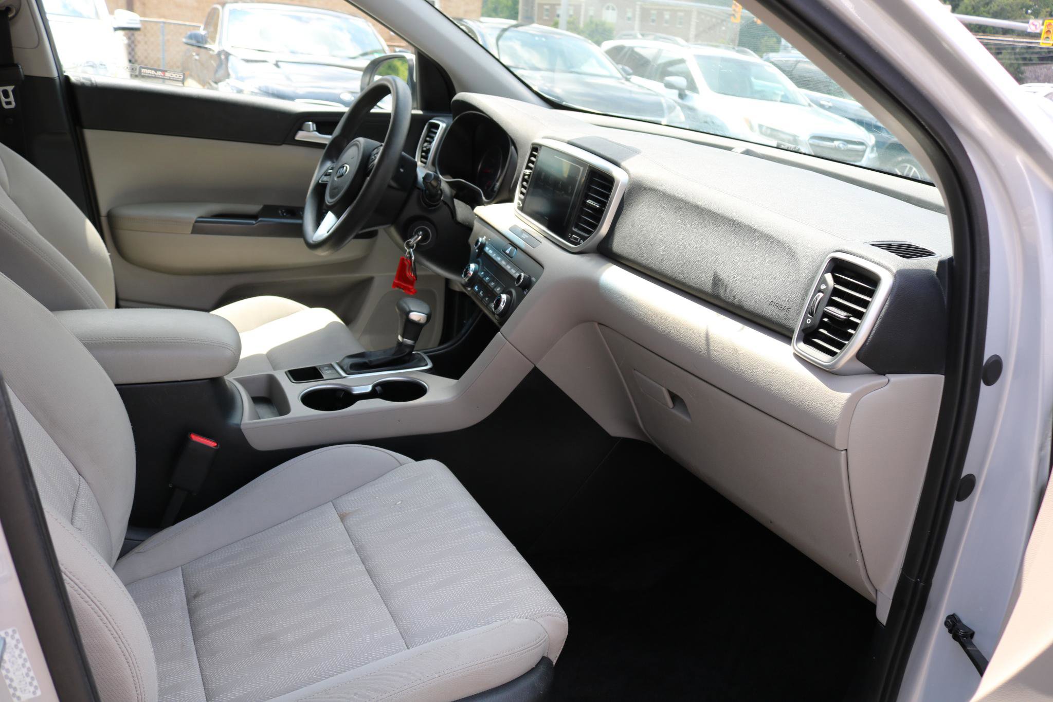 Used 2020 Kia Sportage LX FWD image 42