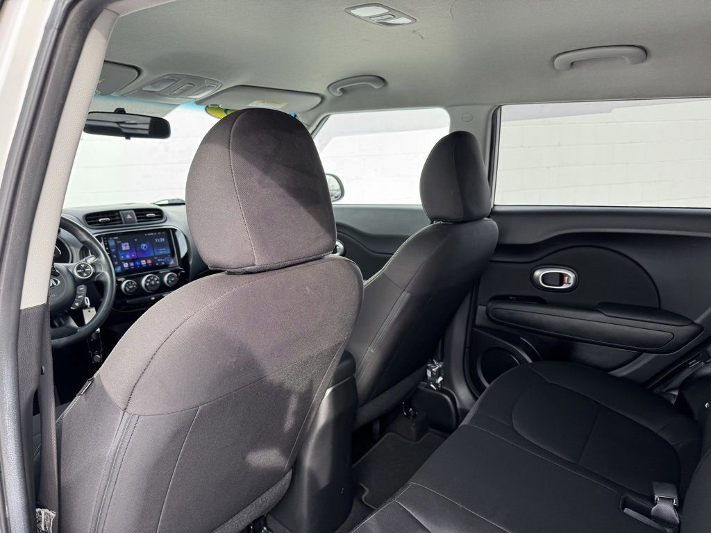 Used 2015 Kia Soul image 20