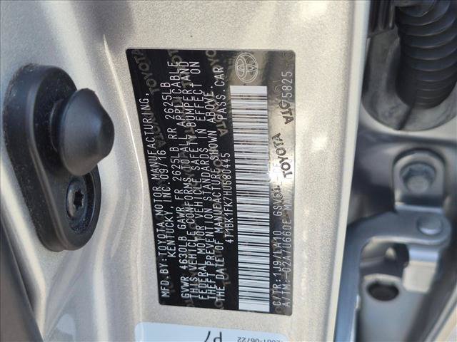 Certified 2017 Toyota Camry XLE FWD image 25