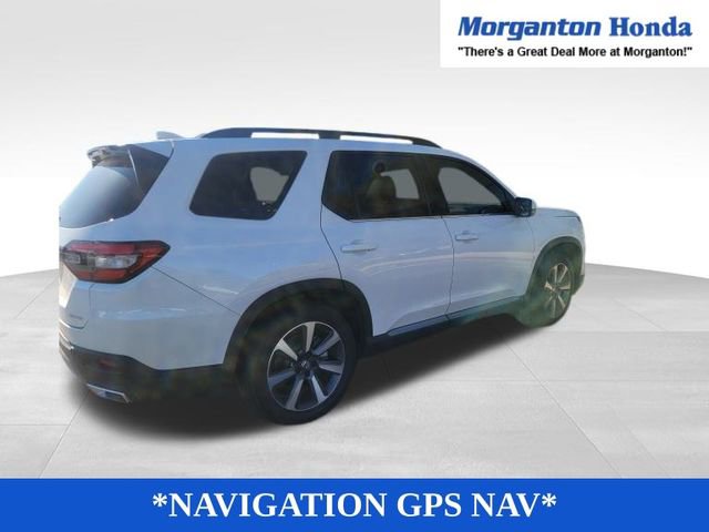 Used 2025 Honda Pilot Elite image 3
