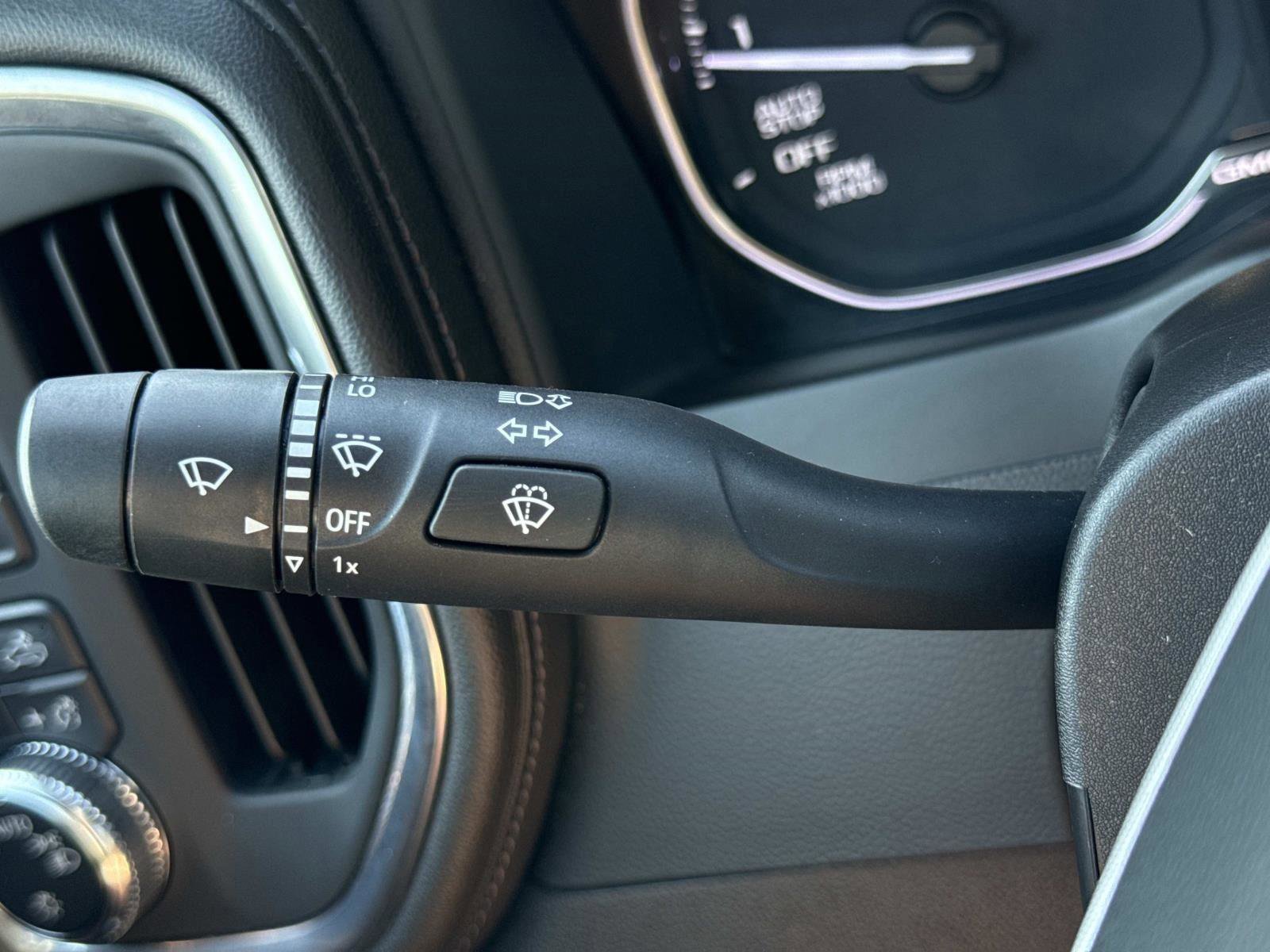 Used 2022 GMC Sierra 1500 Elevation image 8