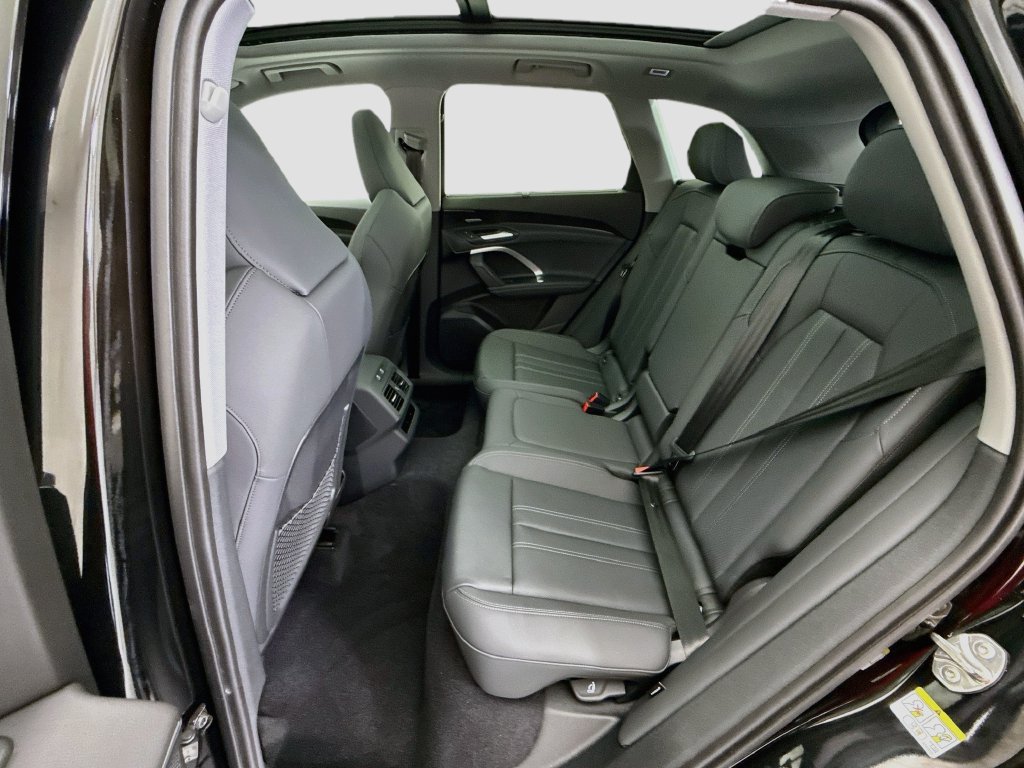 New 2026 Audi Q5 Premium AWD/4WD image 21