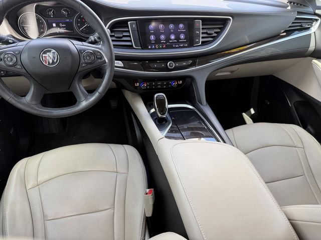Used 2020 Buick Enclave Premium image 18