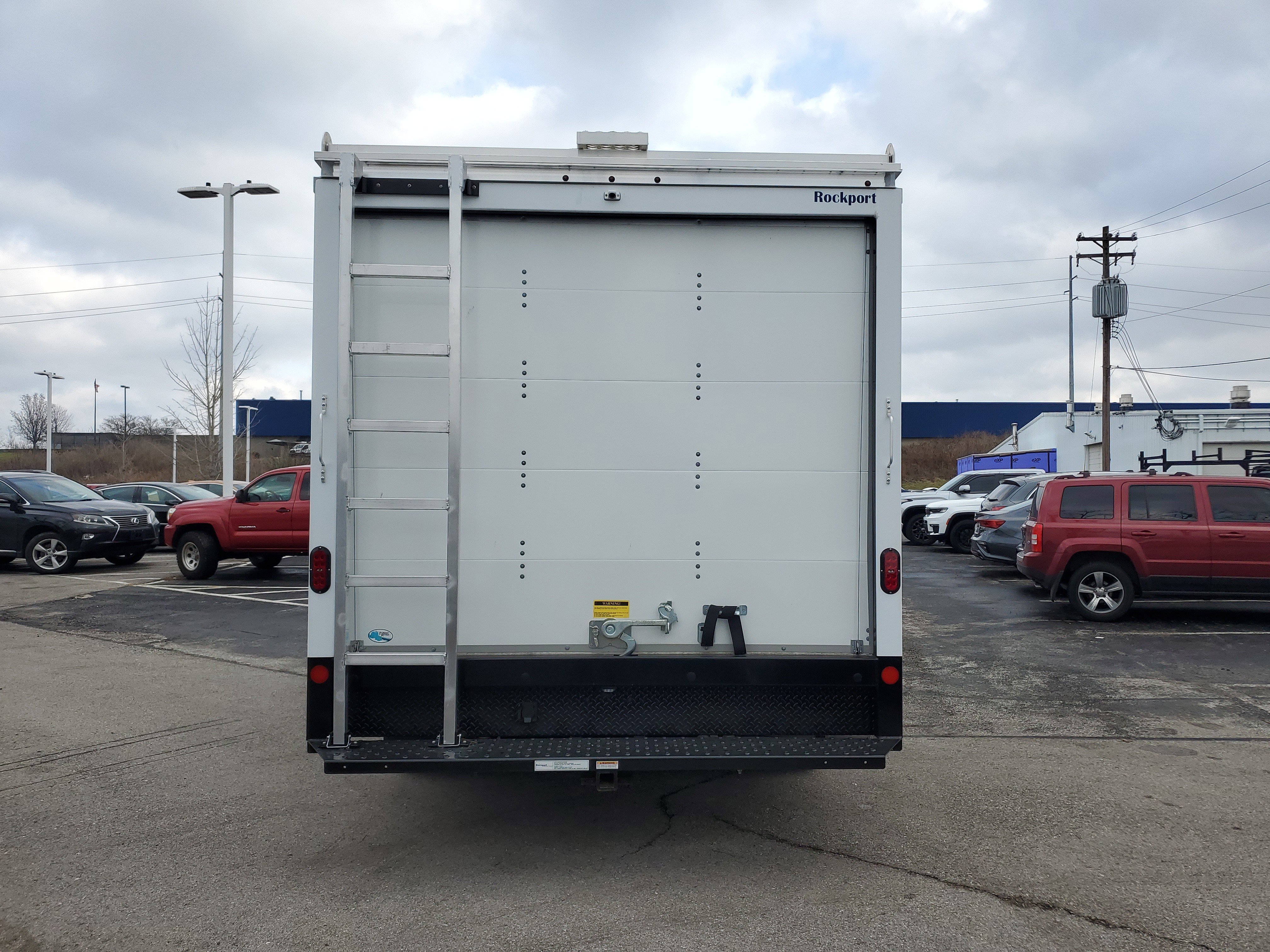 New 2025 GMC Savana 4500 w/ Power Convenience Package image 5