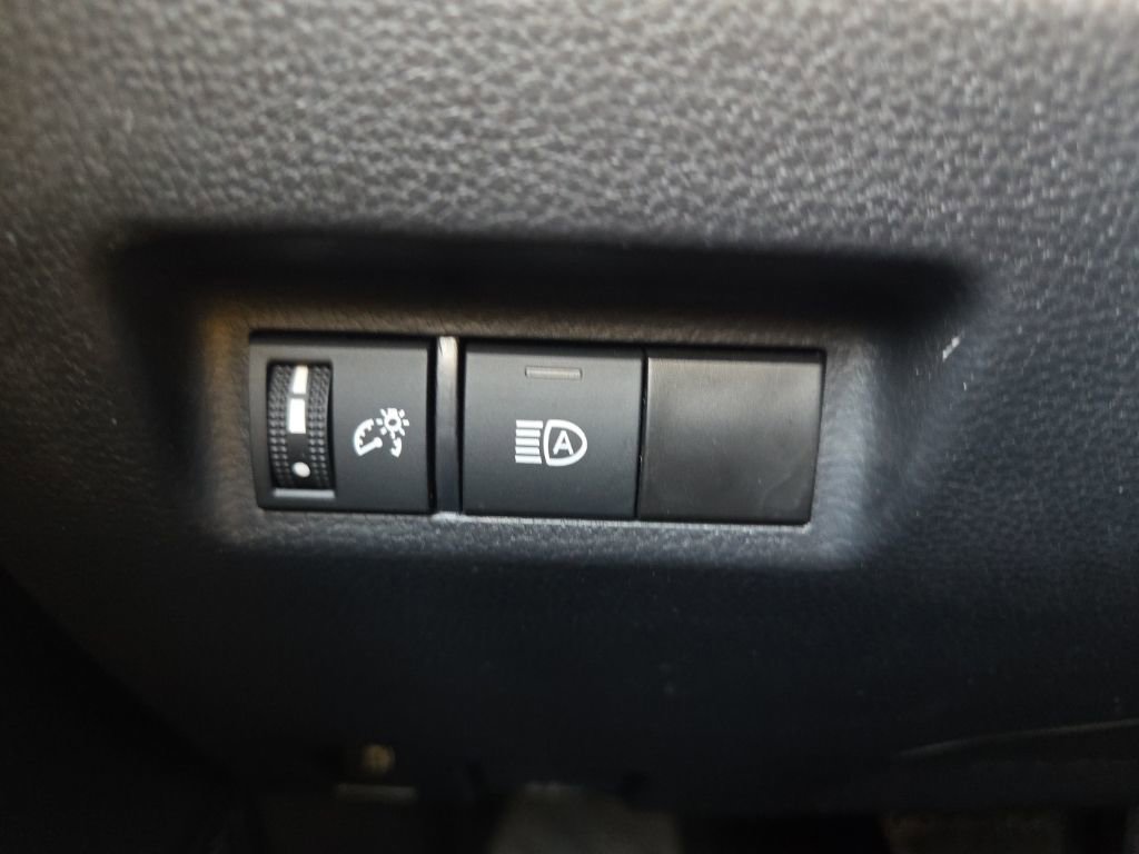 Used 2024 Toyota RAV4 LE image 35