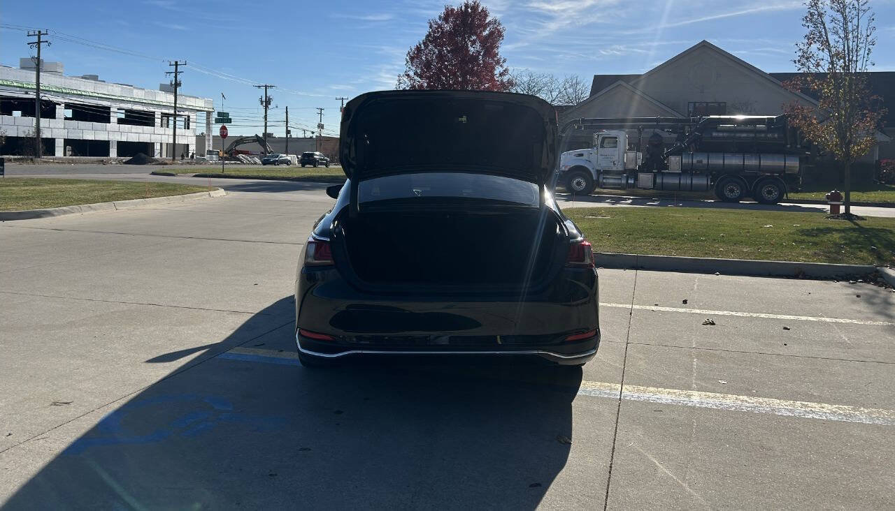 Used 2021 Lexus ES 300h w/ Accessory Package 2 image 8