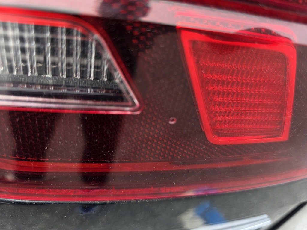 Used 2019 Volkswagen Tiguan SE w/ Panoramic Sunroof Package image 26