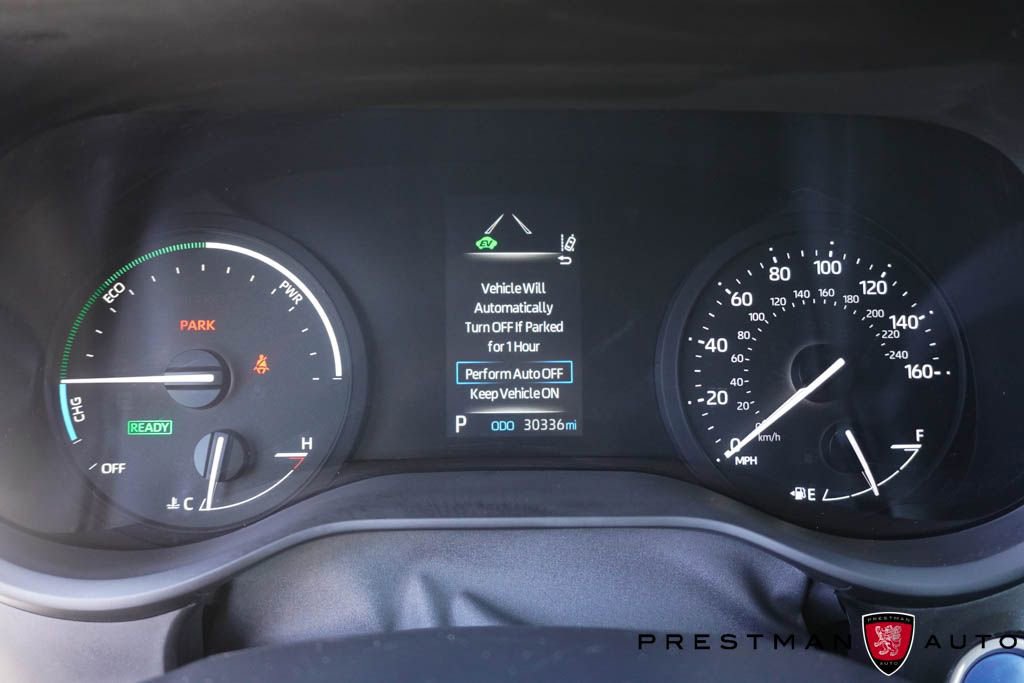 Used 2024 Toyota Sienna XLE AWD/4WD image 27
