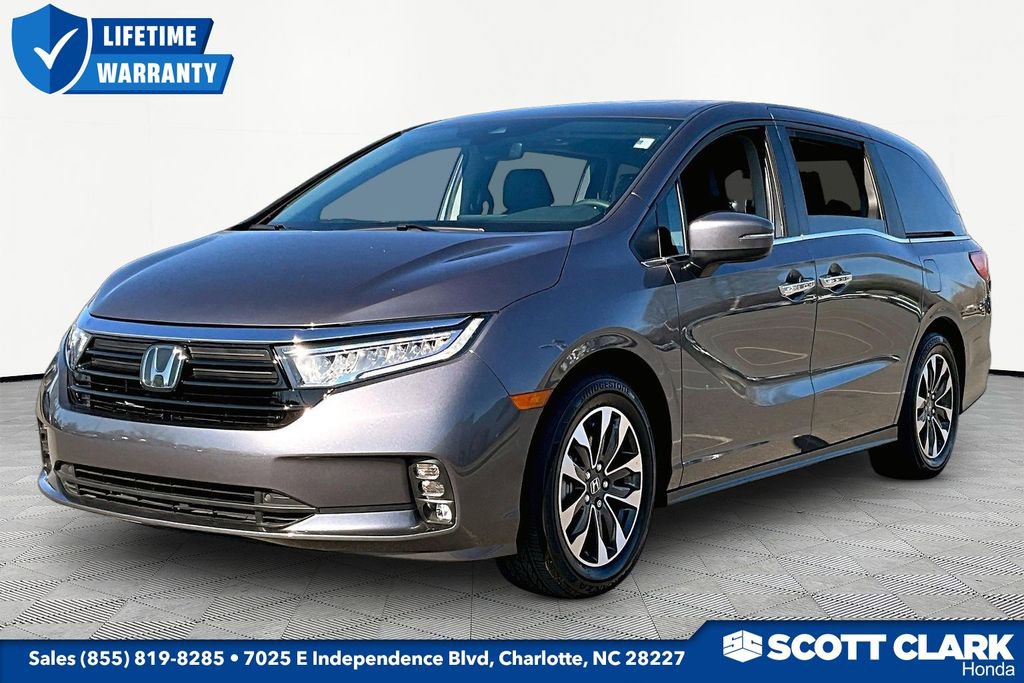 Used 2024 Honda Odyssey EX-L image 3