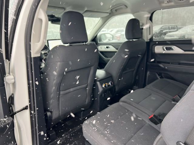 Used 2025 Ford Explorer Active image 16