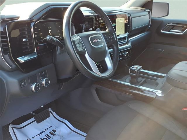 Used 2025 GMC Sierra 1500 Elevation image 8