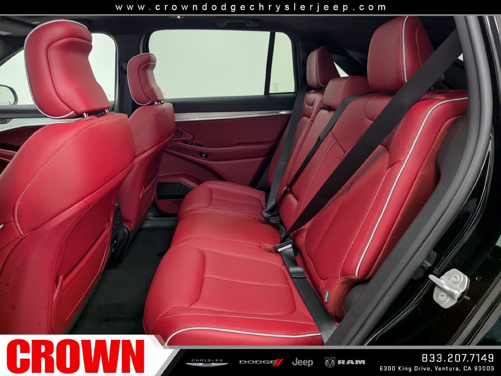 Used 2024 Jeep Wagoneer Launch Edition AWD/4WD image 18
