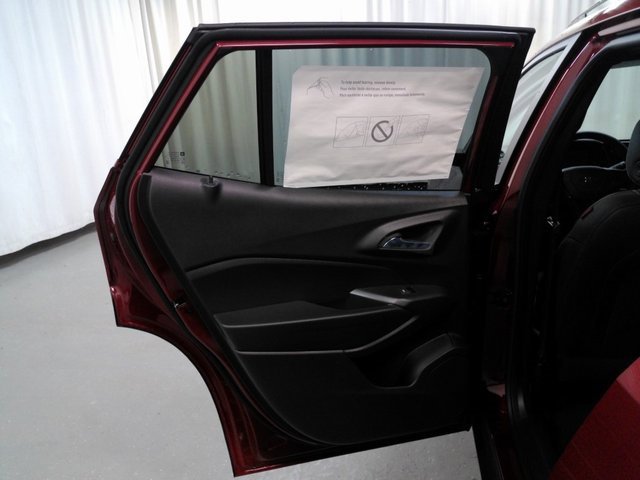 New 2025 Chevrolet Trax RS image 26