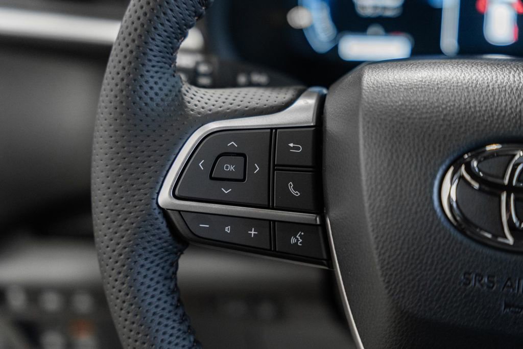 New 2026 Toyota Sienna Limited image 30