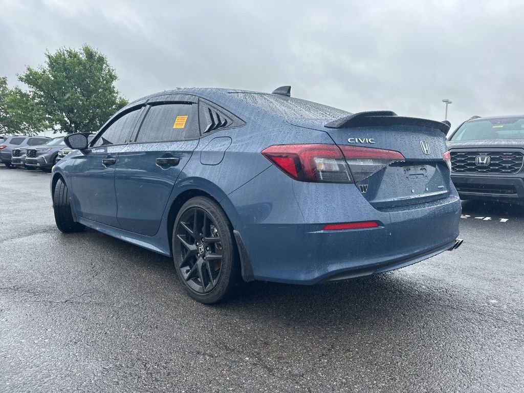 Used 2025 Honda Civic Sport image 9