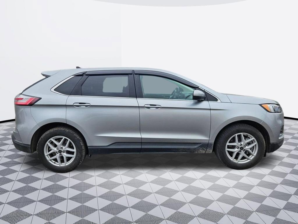 Used 2024 Ford Edge SEL AWD/4WD image 7