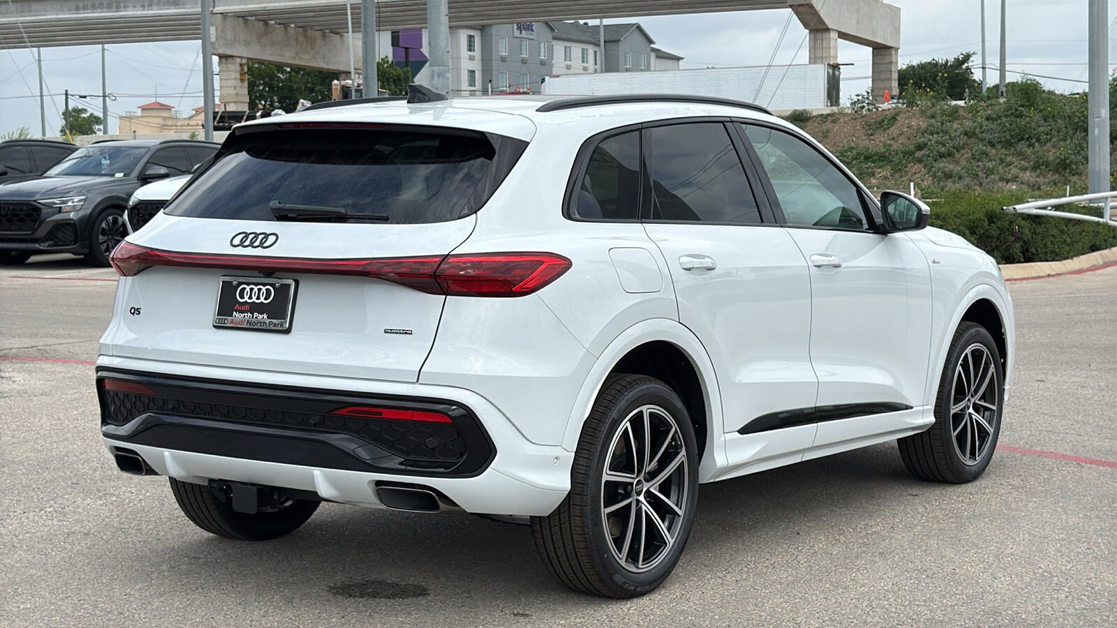 New 2026 Audi Q5 Premium Plus AWD/4WD image 3