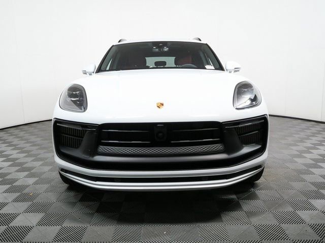 New 2026 Porsche Macan GTS AWD/4WD image 37