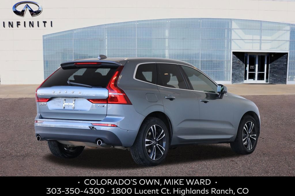 Used 2018 Volvo XC60 T6 Momentum w/ Vision Package image 6