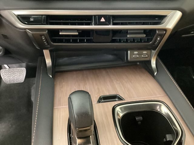 Used 2025 Lexus RX 350 Premium w/ Convenience Package AWD/4WD image 19