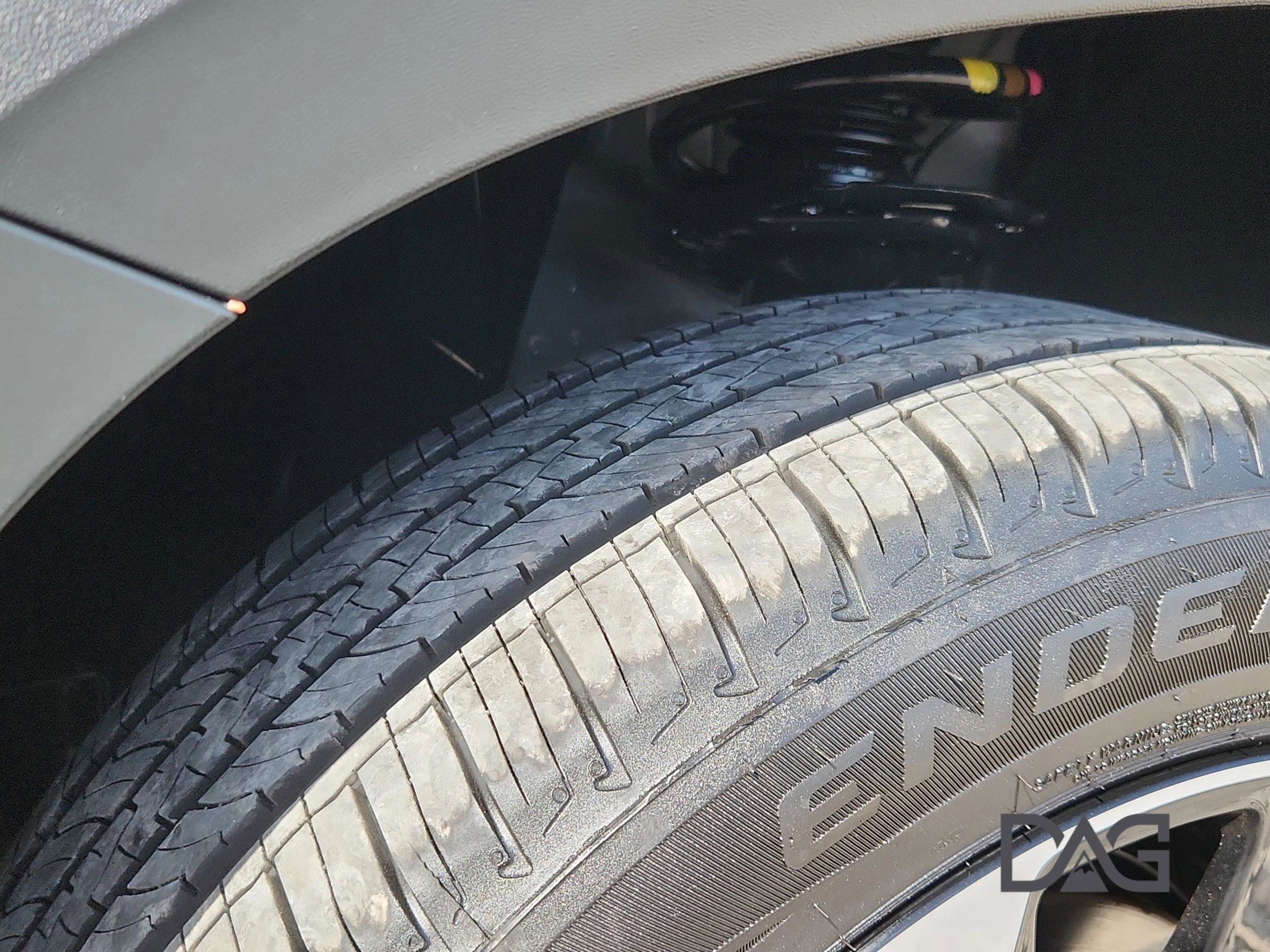 Used 2024 Volkswagen Taos SE image 13