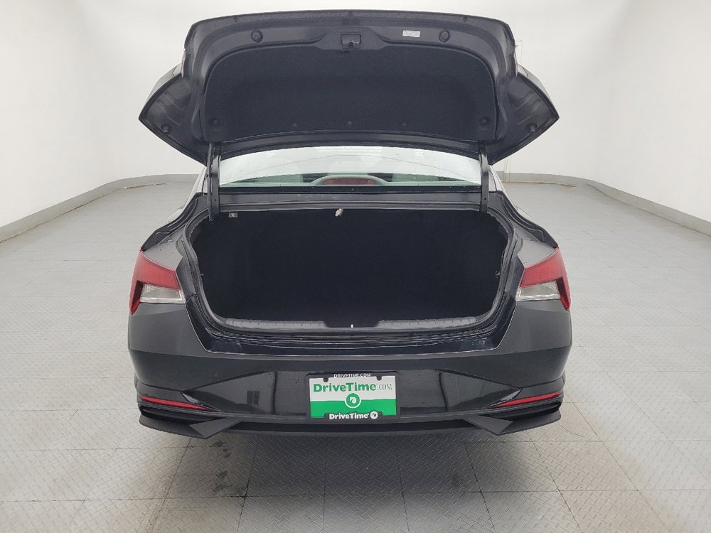 Used 2023 Hyundai Elantra SEL image 29