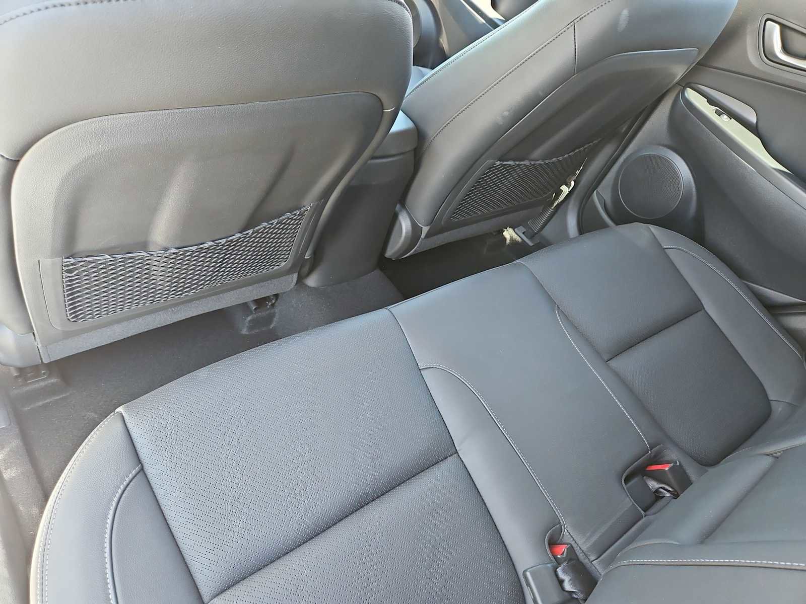 Certified 2021 Hyundai Kona Limited w/ Cargo Package FWD image 18