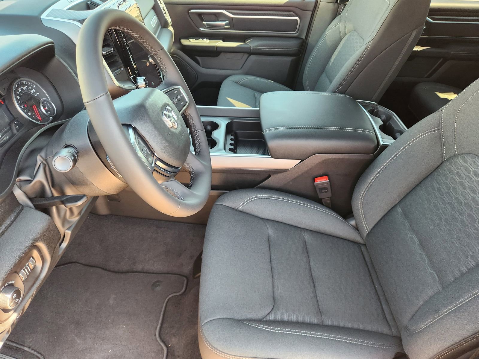 New 2026 RAM 1500 Lone Star AWD/4WD image 13