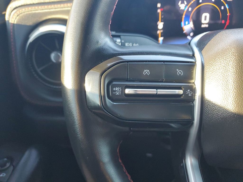 Used 2023 Chevrolet Colorado Z71 w/ Z71 Convenience Package 2 image 35