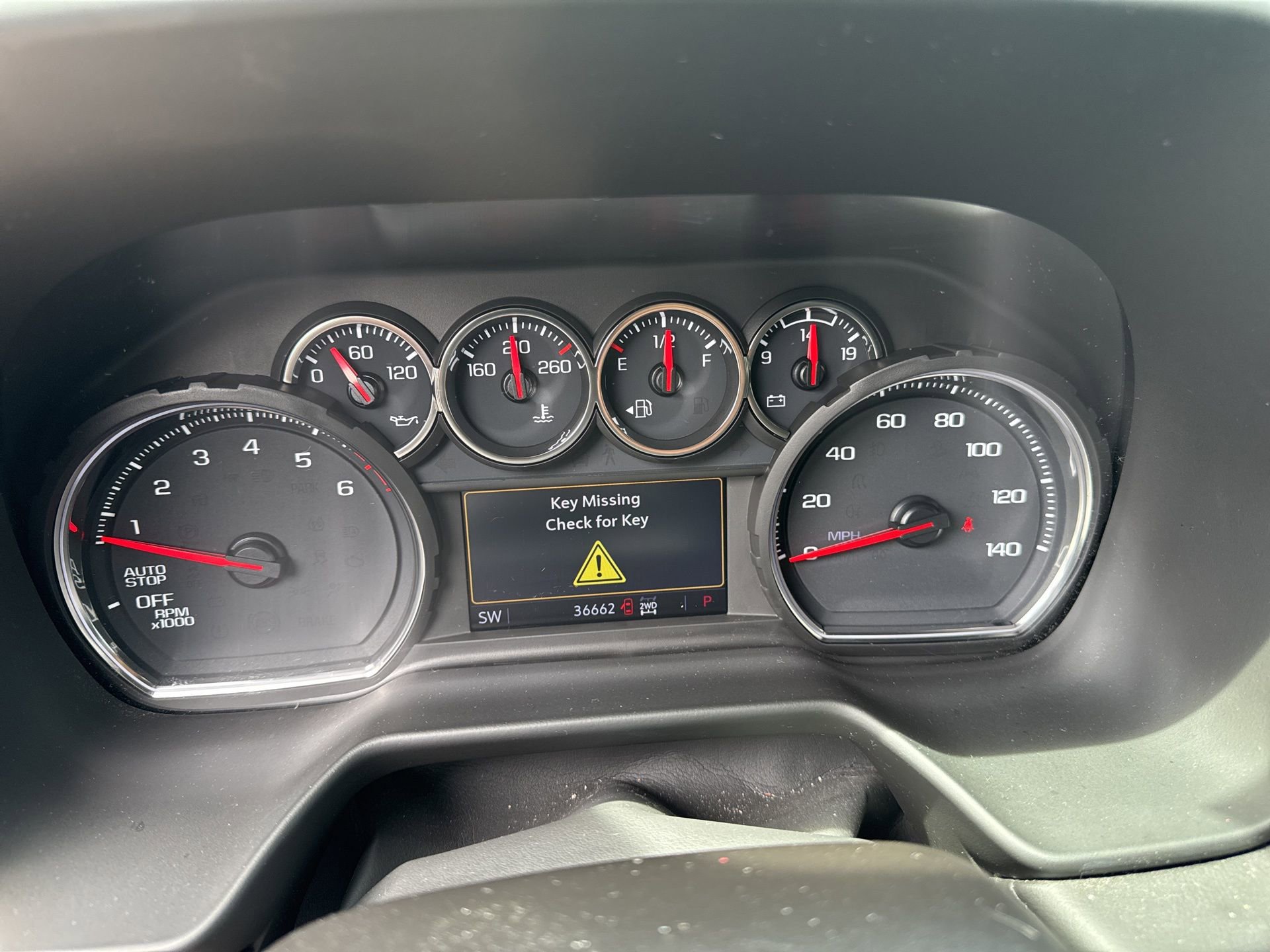 Used 2021 Chevrolet Tahoe Z71 w/ Luxury Package AWD/4WD image 18