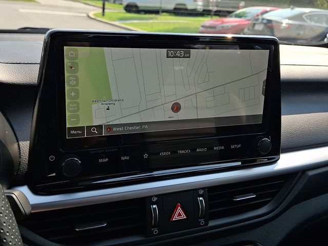 Used 2023 Kia Forte GT-Line w/ GT-Line Premium Package FWD image 17