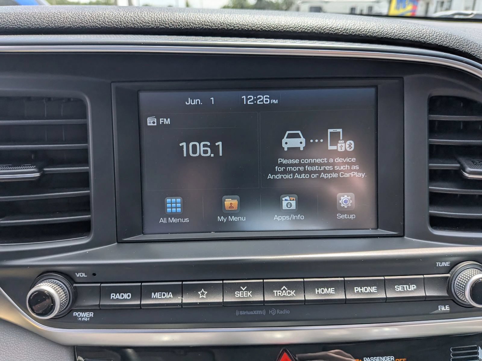 Used 2020 Hyundai Elantra SEL w/ Winter Weather Package FWD image 40
