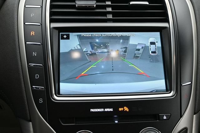 Used 2018 Lincoln MKX Premiere AWD/4WD image 16