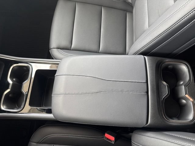 New 2026 Chevrolet Traverse LT w/ Driver Confidence Package AWD/4WD image 24