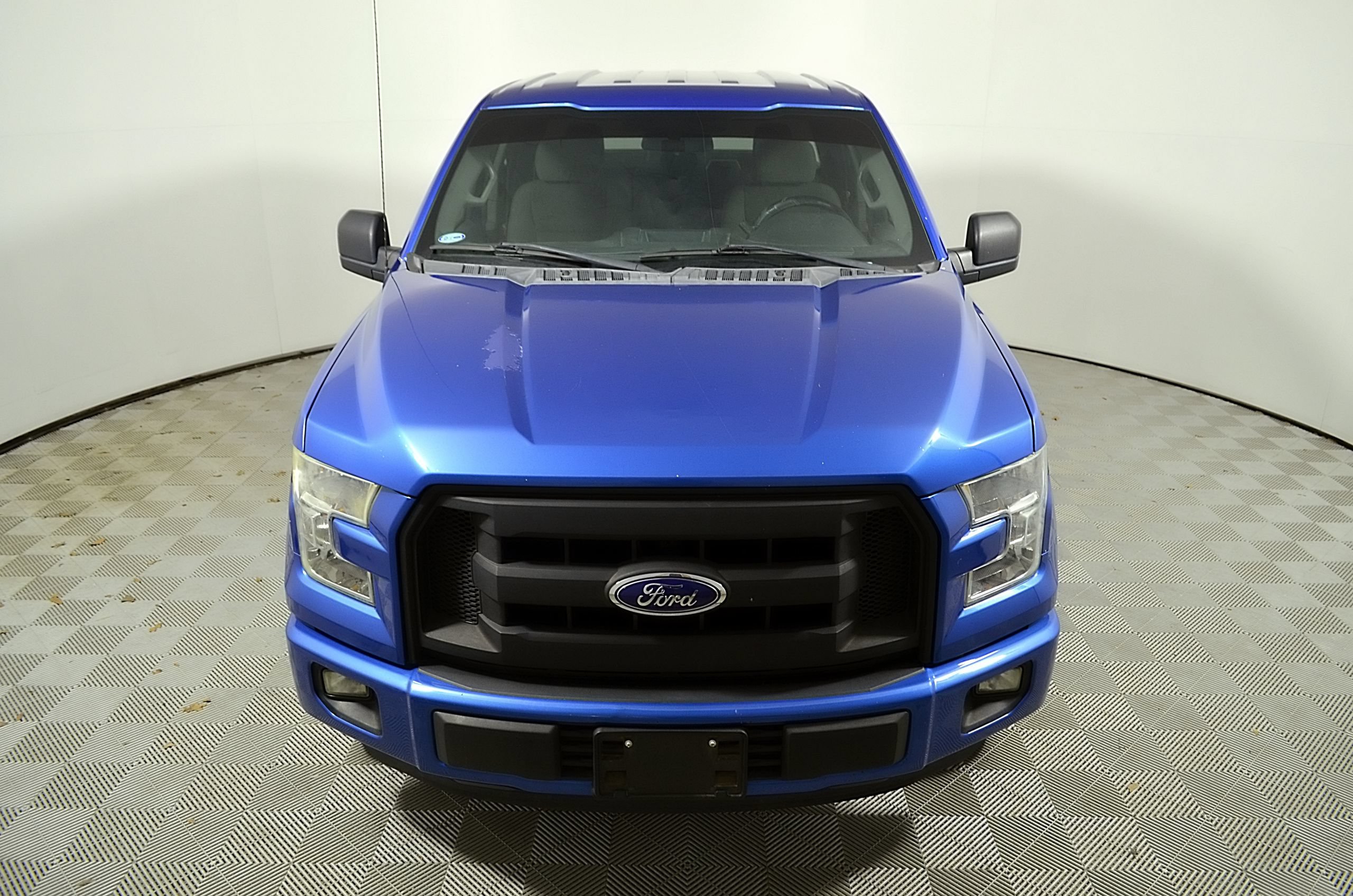 Used 2015 Ford F150 XL w/ Equipment Group 101A Mid RWD image 4