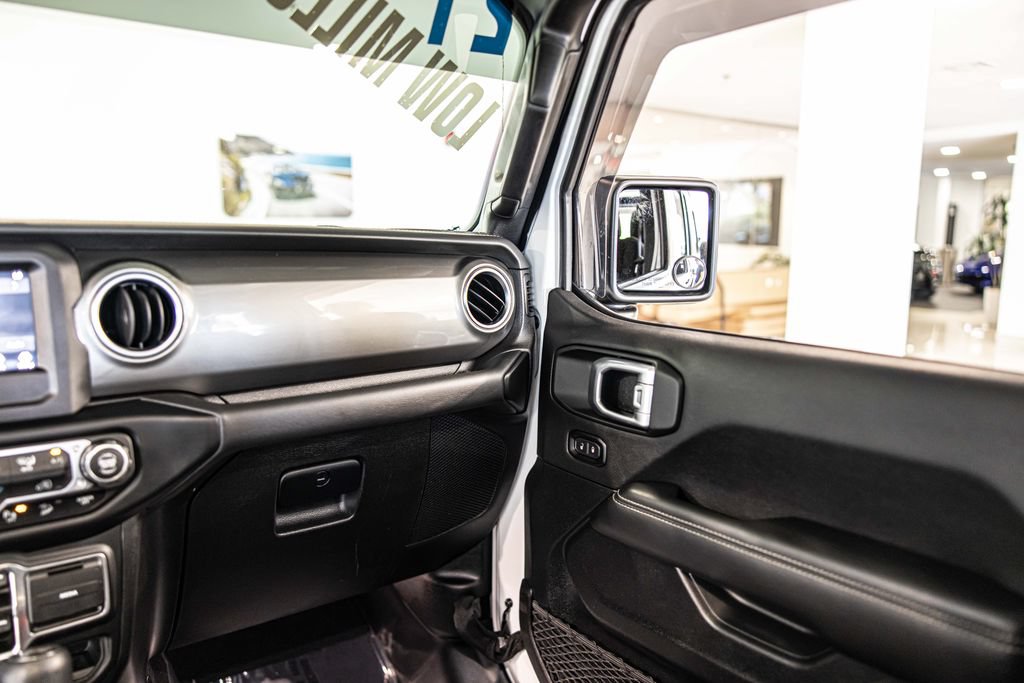 Used 2021 Jeep Wrangler Unlimited Sahara w/ Safety Group AWD/4WD image 34