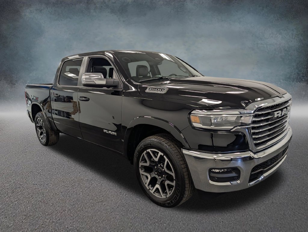 Used 2026 RAM 1500 Laramie w/ Advanced Safety Group II AWD/4WD image 3