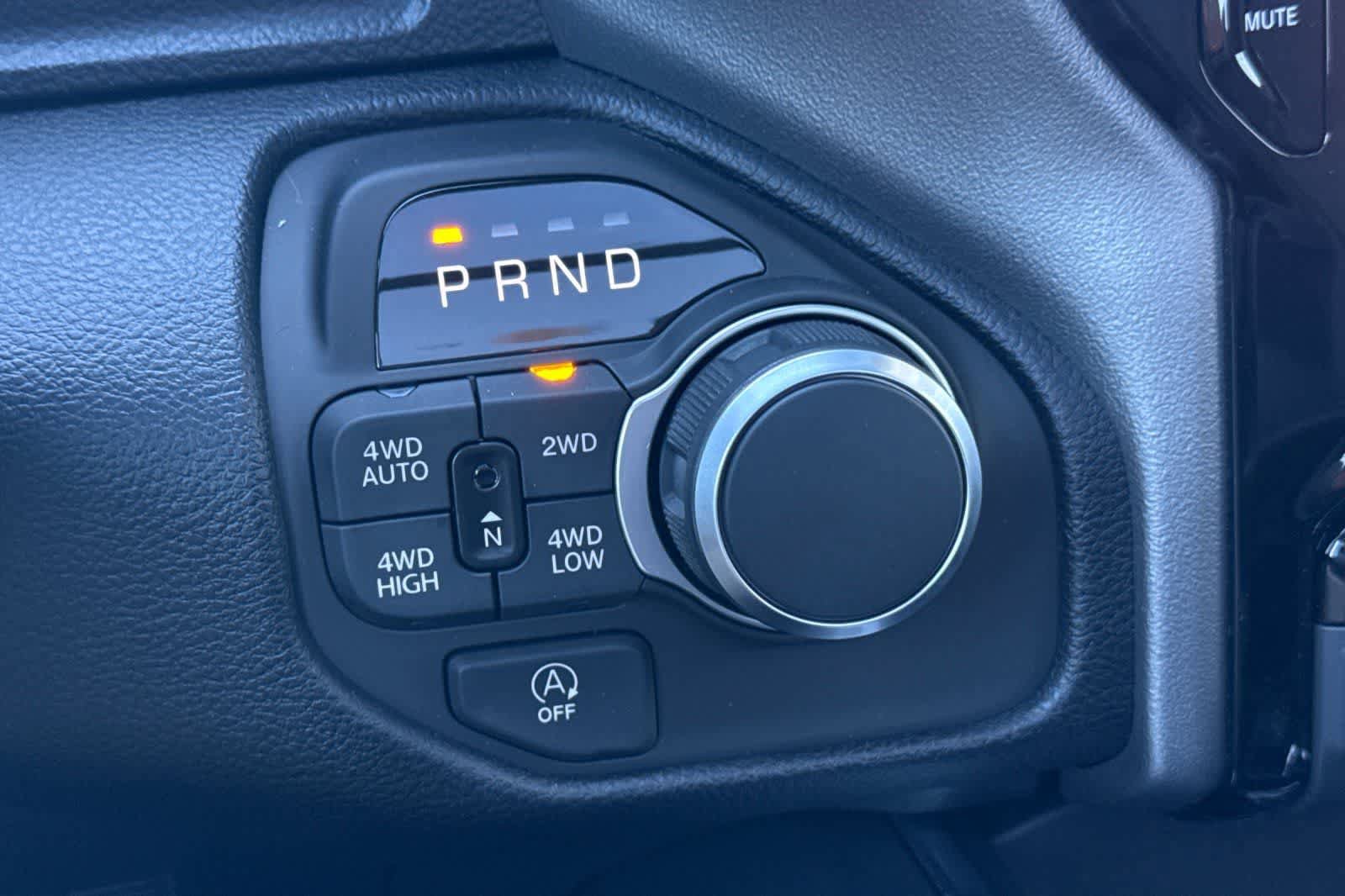 New 2026 RAM 1500 Big Horn AWD/4WD image 23