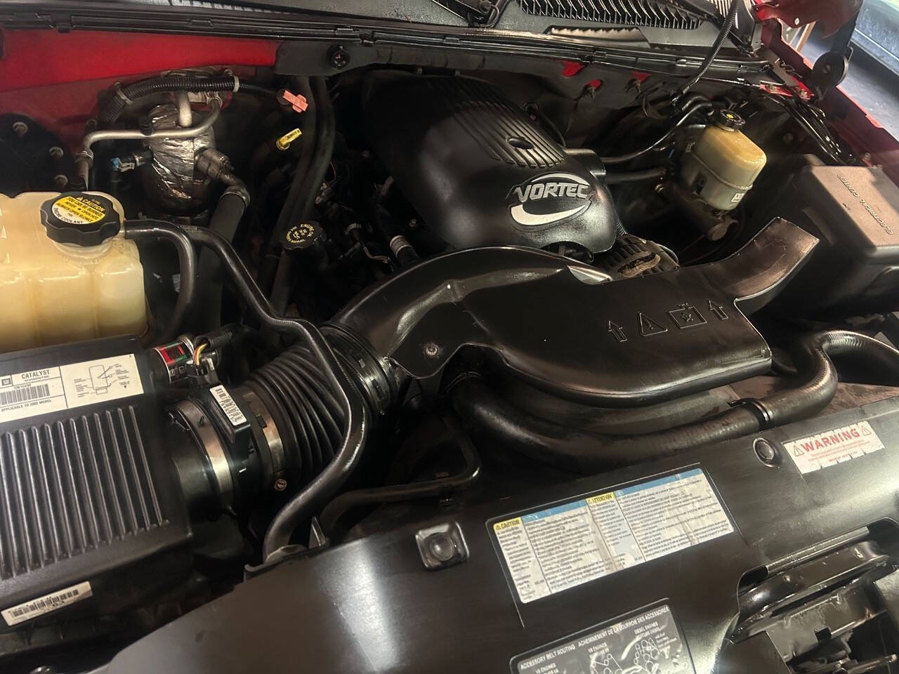 Used 2002 Chevrolet Avalanche 4x4 w/ Off-Road Suspension Pkg image 14