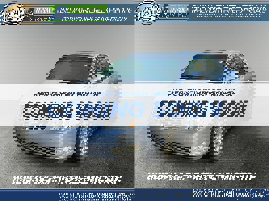 Used 2011 Cadillac DTS Premium image 2