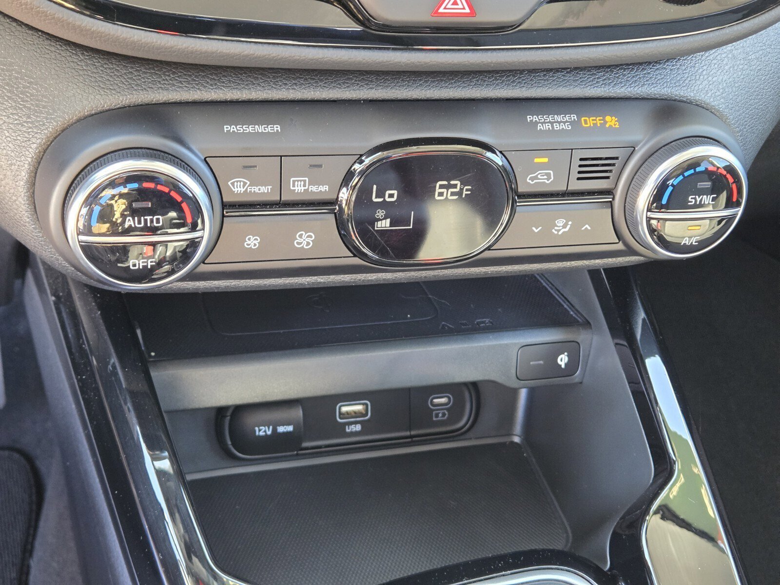 Certified 2025 Kia Soul EX image 21