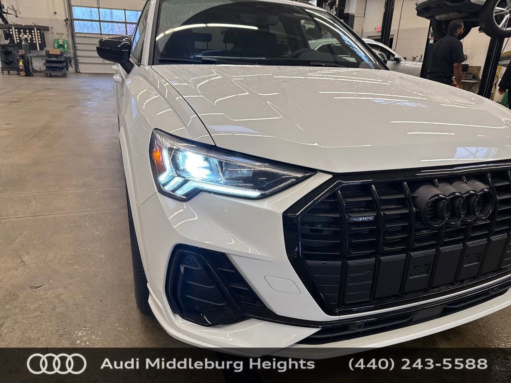 Used 2025 Audi Q3 2.0T Premium Plus w/ Premium Plus Package image 36